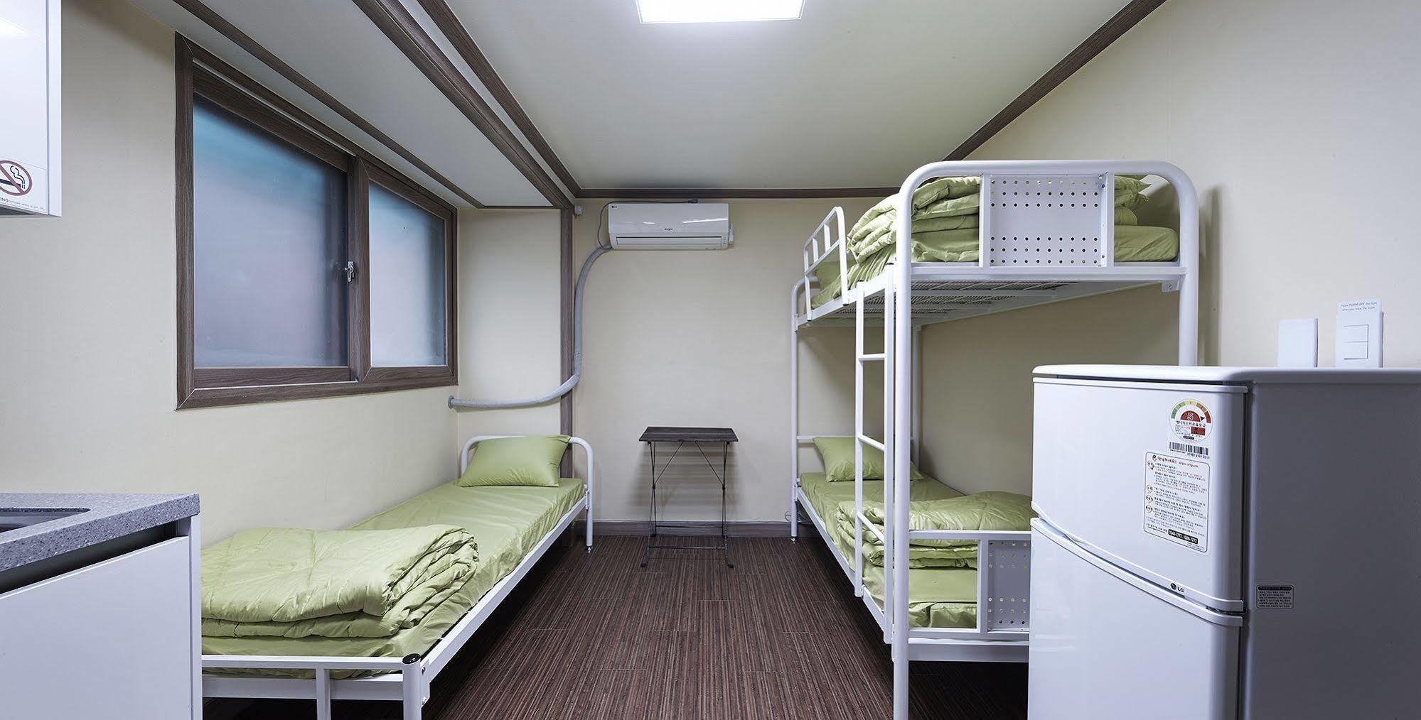 Seoul Station Pencil Hostel Exterior photo