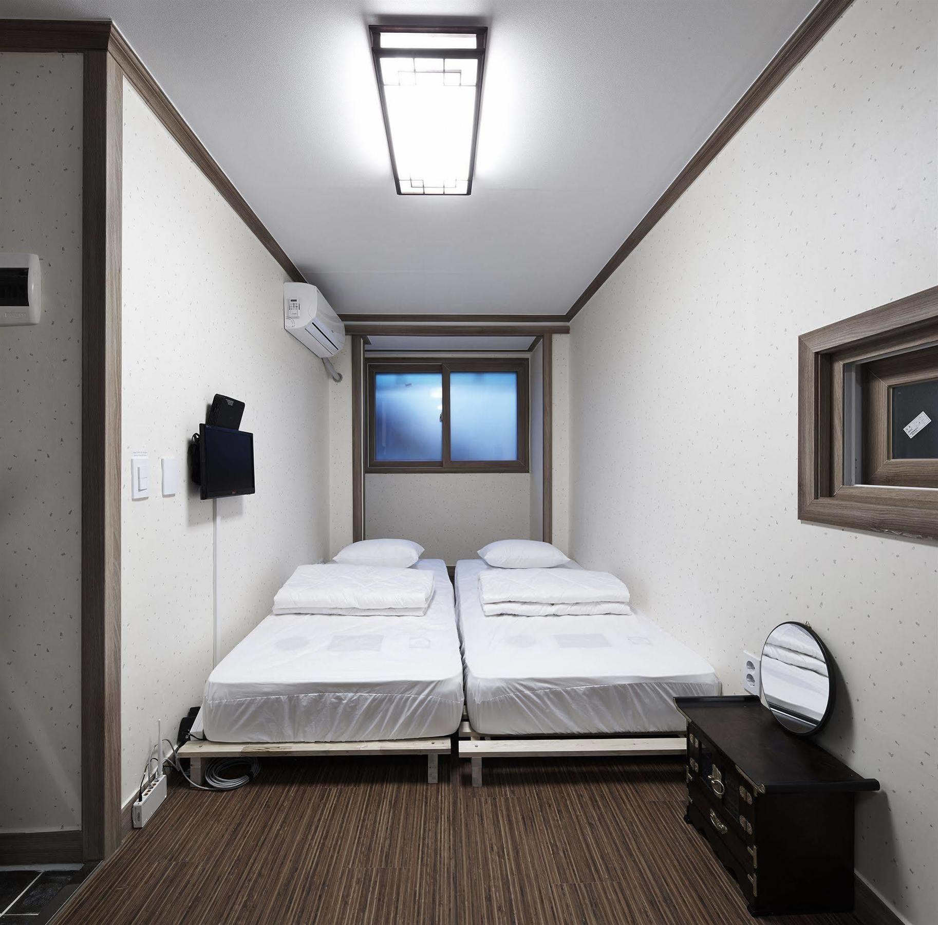 Seoul Station Pencil Hostel Exterior photo